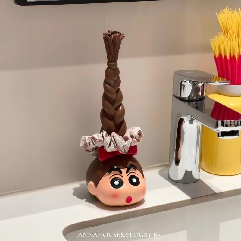 Kawaii Crayon Shin Chan Long B - đánh giá và giá Desk Setup Organization