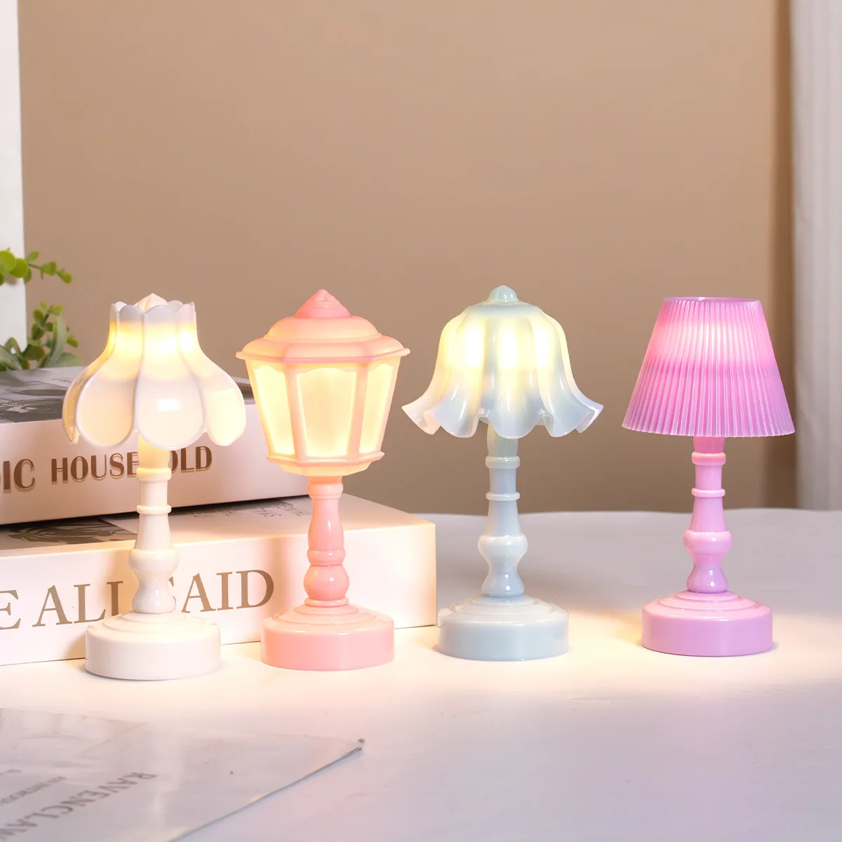 Cute Pagoda Touch LED Night Li - đánh giá và giá Yellow Desk Setup